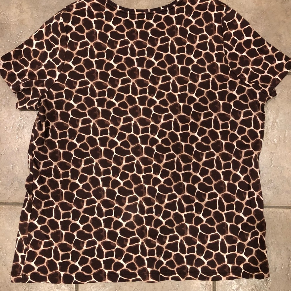 Croft & Barrow Women’s Animal Print Top - Picture 2 of 4